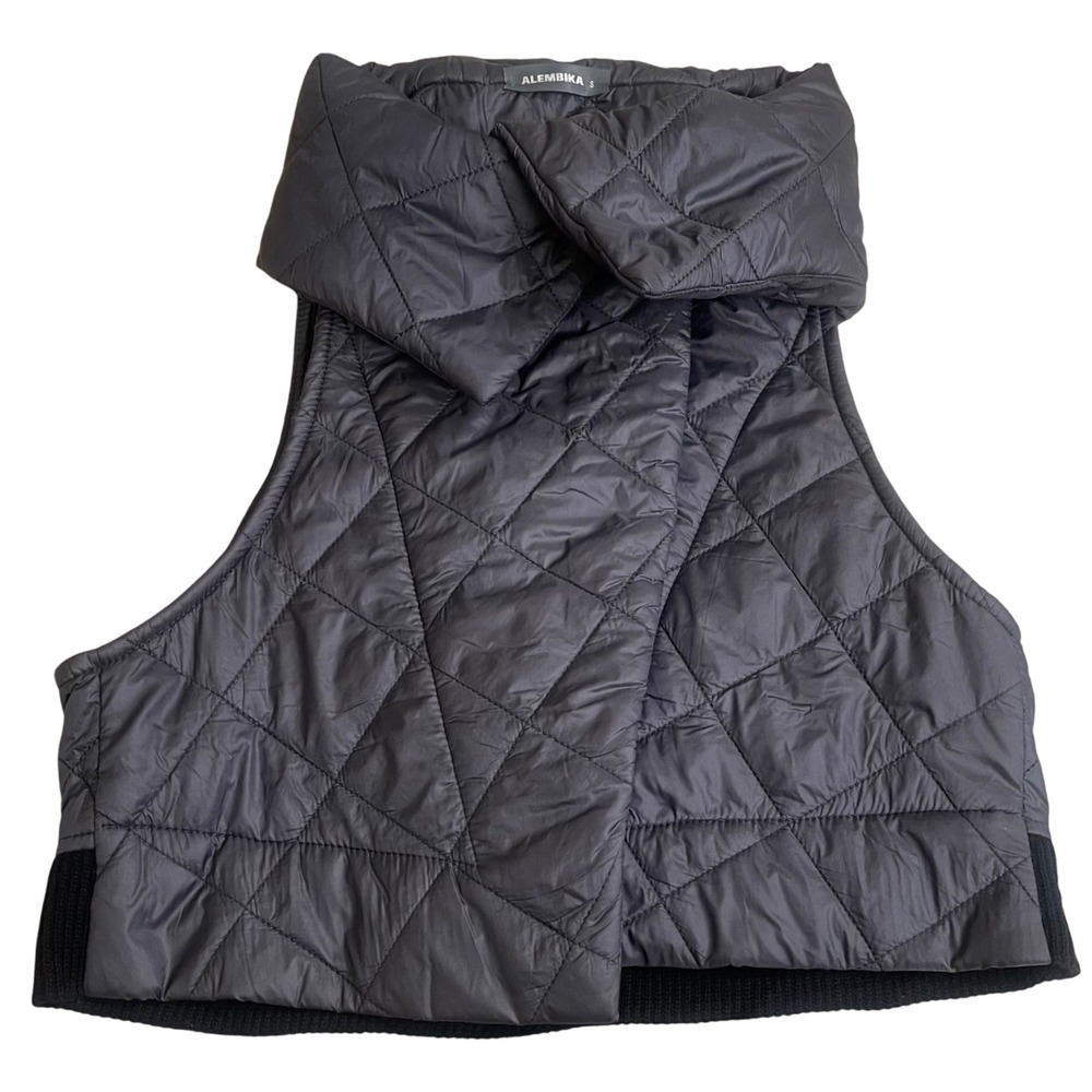 Alembika ether fina Quilted Puffer Wrap Vest Funnel Neck Hem Small ribbed hem